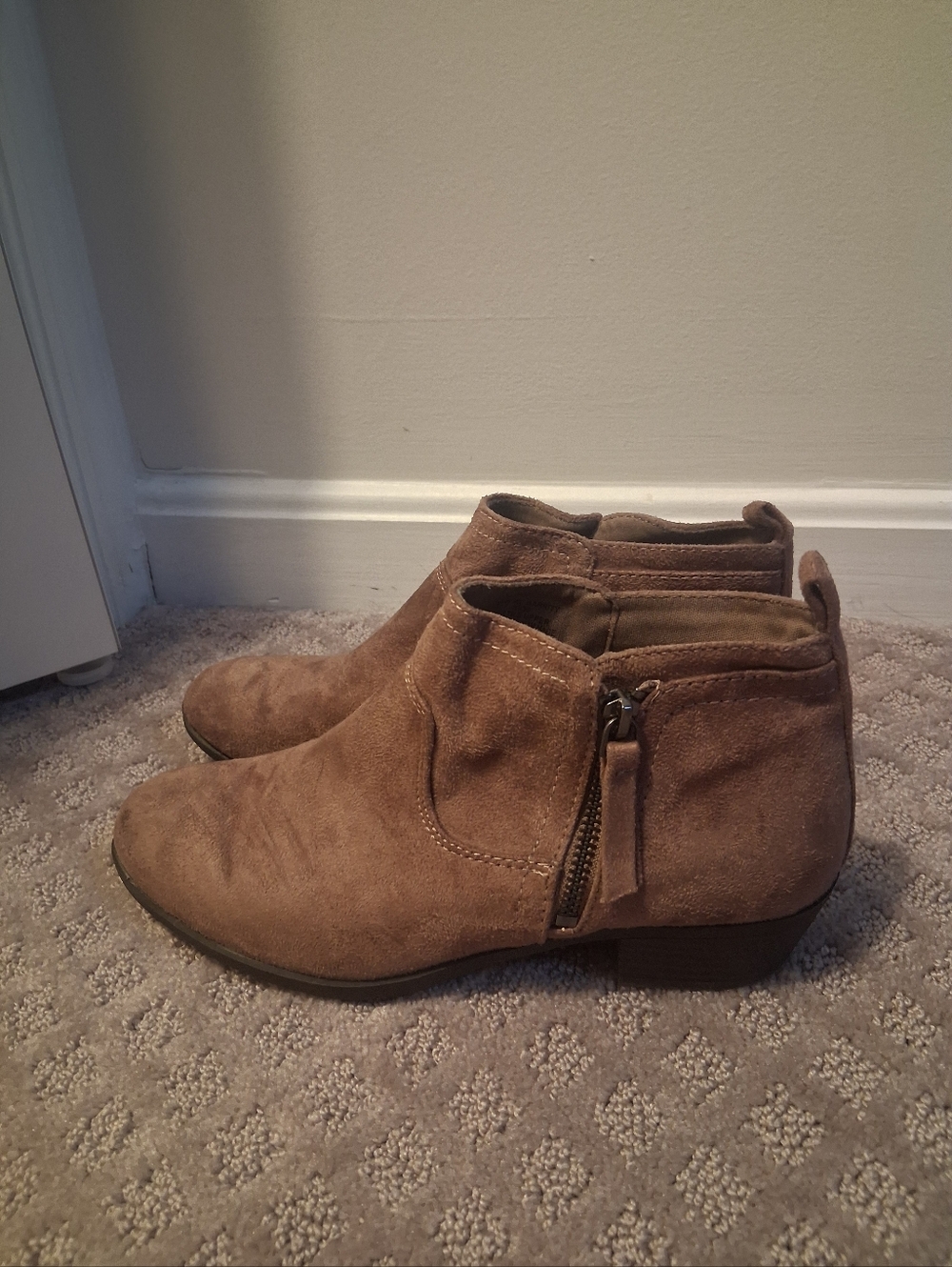 Arizona Jean Co. Ankle Booties